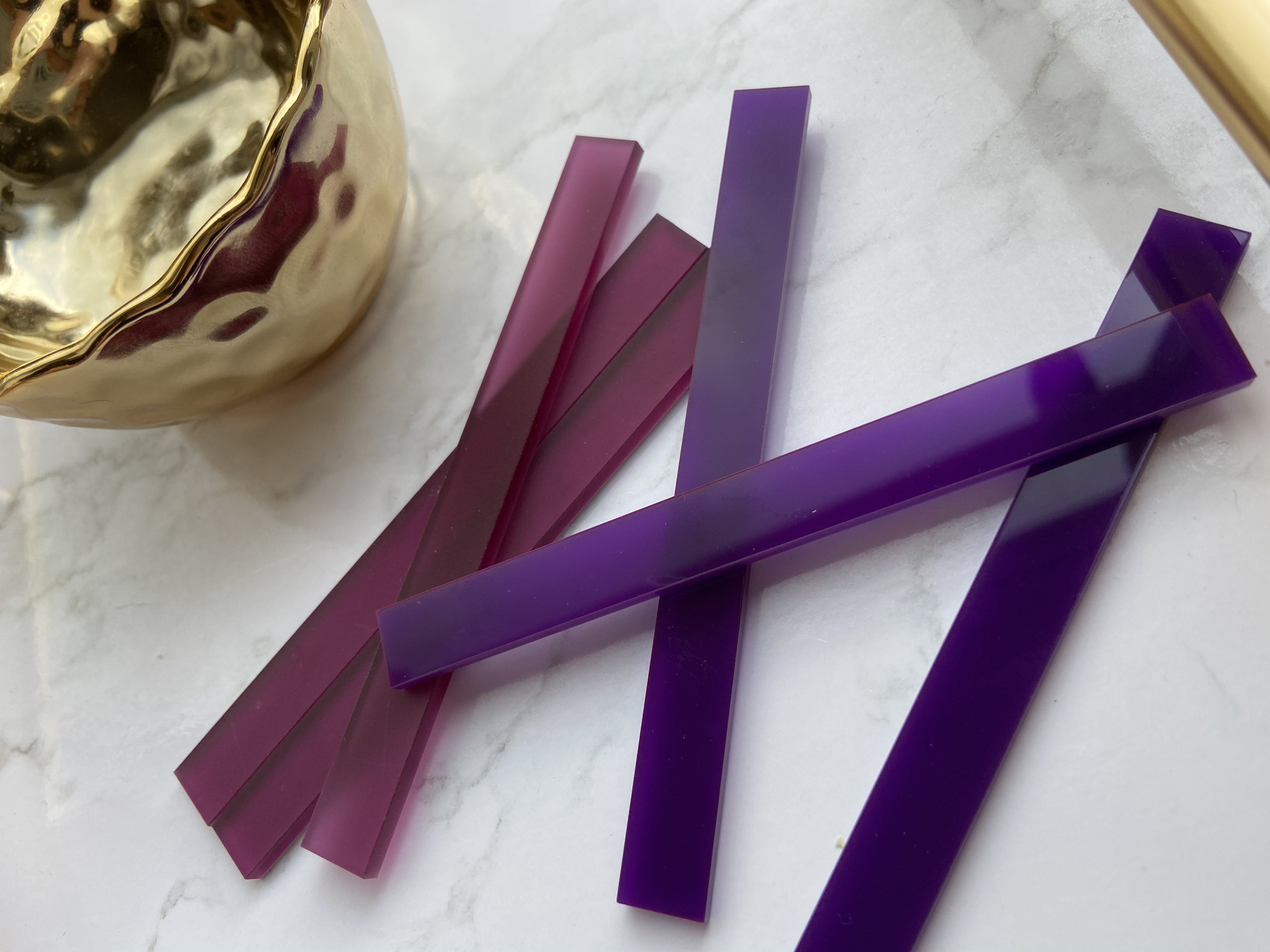 purple cake sticks