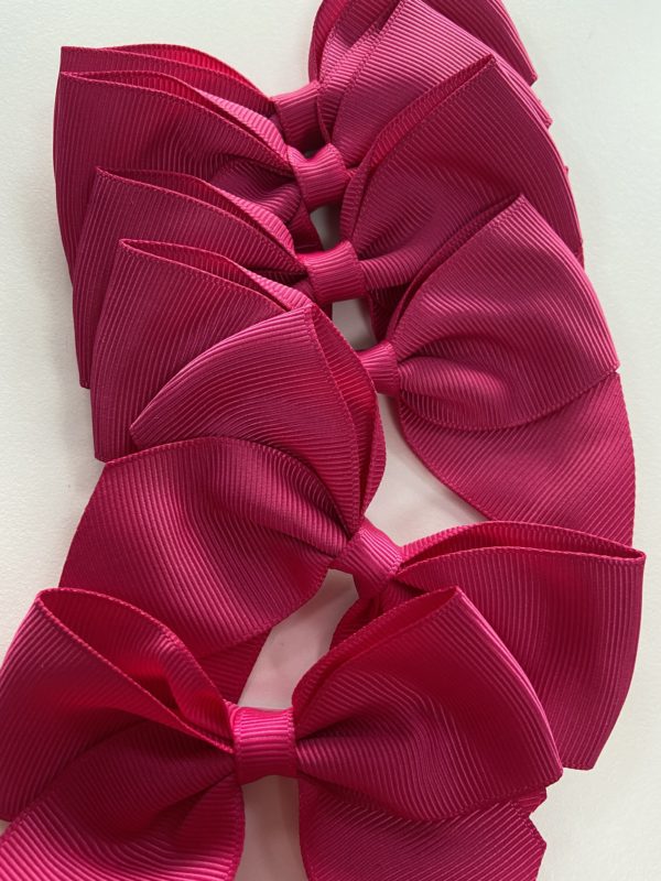 hot pink bows